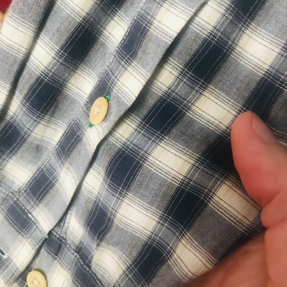 đź’ĄTommy Hilfiger casual button down - Picture 5 of 5